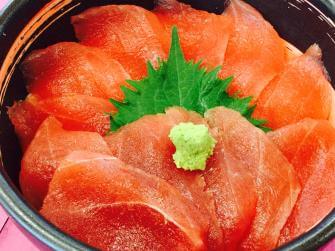 まぐろ丼